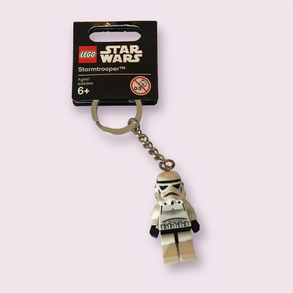NEW LEGO STAR WARS KEYCHAIN STORMTROOPER